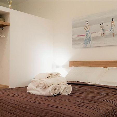 More Apartments Il Ferrarese 바리 외부 사진